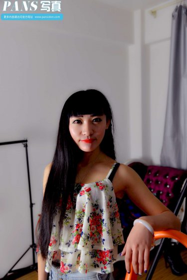 朱志鑫亲妈长什么样